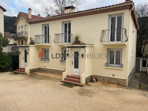 IDEAL INVESTISSEUR - Ensemble immobilier mur + fond en pleine propriété, entiérement restauré , double vitrage, volets roulants électriques, entiérement meublé, finitions soignées Il est constitué de 16 appartements, 14 T1/ 1 T2 /1 T3, deux caves de ...