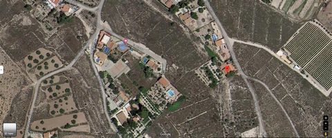 Städtisches Grundstück von 4804m2 in Agost (Alicante) Sind Sie auf der Suche nach einem neuen Immobilienprojekt? Möchten Sie städtisches Wohnland in Agost kaufen? Ausgezeichnete Gelegenheit, dieses städtische Grundstück mit einer Fläche von 4804 m² i...