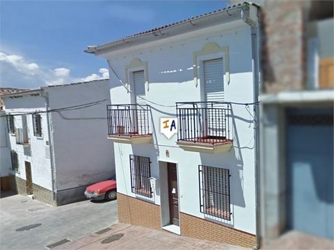 PRACHTIG HERENHUIS GELEGEN IN HET MALAGUENO DORP PERIANA IN ANDALUCIË, SPANJE, MET 5 SLAAPKAMERS 1 1/2 BADKAMERS. EEN GARAGE, INGERICHTE KEUKEN EN EEN TERRAS MET PRACHTIG UITZICHT OP DE BERG EN HET MEER VAN LA VINUELA, BENT U KLAAR OM IN EEN VAN DE M...