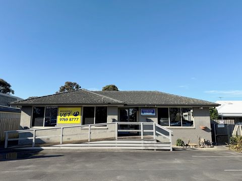 Cameron are delighted to offer 14 Woods Street, Beaconsfield for sale via expressions of interest. This 223m²* brick building sits on an 804m²* lot in prime central Beaconsfield, surrounded by an established residential area and school catchment, and...