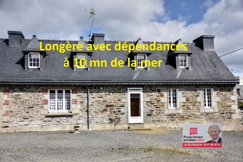 EXCLUSIVITÉ. Côtes d'Armor. 22. Proche de Tréguier. A 10 mn de la mer, longère de 132 m2 (113 m2 habitables) située au calme sur un terrain de 3128 m2 environ. 6 pièces, 3 chambres ( 4 possible) à 5 mn des commodités. Au rez-de-chaussée: entrée, cuis...