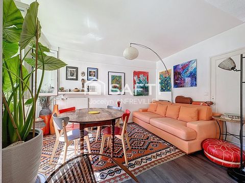 This apartment enjoys an ideal location, just 2 minutes from the esplanade and close to the Westfield shopping center. Situated in a secure, leafy condominium, it offers a peaceful, family-friendly environment, popular for its easy access to public t...