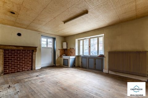 Bèze (21) propriété de 5 pièces avec joli potentiel dans l'un des plus beaux villages de France