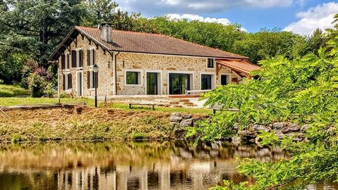 Propriété unique avec moulin, grange et piscine  Calme assuré