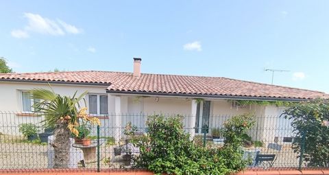 Maison à vendre 5 pièces VAZERAC (82)plaind pied 120 m², double garage 50 m², arboré cloturé