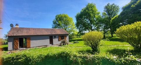 Maison au calme, 2 chambres, plain pied, terrain.