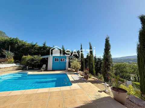 Villa avec vue et piscine au calme