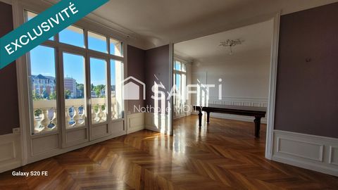 Magnifique appartement T4 très lumineux de type Haussmannien en centre ville de Saint-Quentin