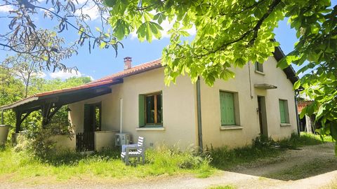Villa au calme sur grand terrain clos et arboré
