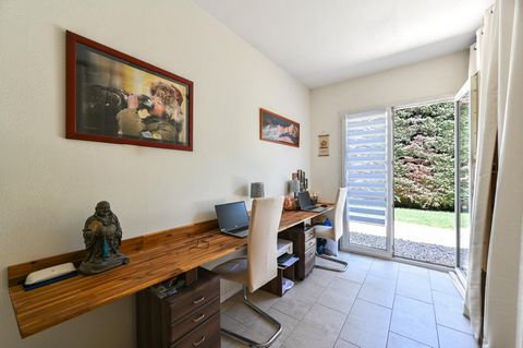 photo no. 10