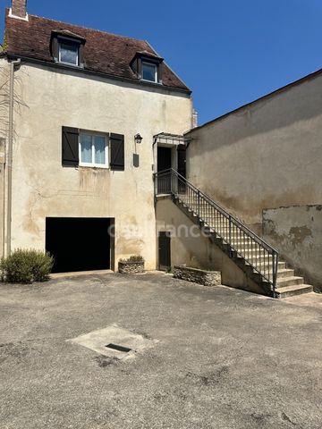 Appartement en duplex à vendre 3 pièces AUXERRE (89) de 122 m2 plus Garage de 34 m2