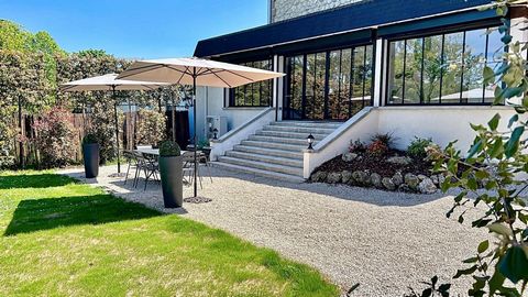 Maison de maître 280 m² – Gueux centre, proche golf