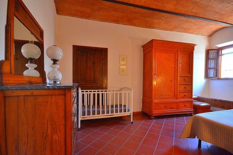 This Agriturismo lies 30 km. North-west of Volterra. In the heart of Toscana, surrounded by the magnificent hills you will find the village Peccioli. Peccioli has all the characteristics Toscane is famous for, such as the hills with the beautiful cyp...