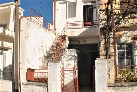 An old house for renovation located in the centre of the attractive and traditional village of Fourni, East Crete. The property is on 2 levels with 4 rooms on the ground floor and external stairs to a further 3 rooms on the 1st floor. There is a basi...