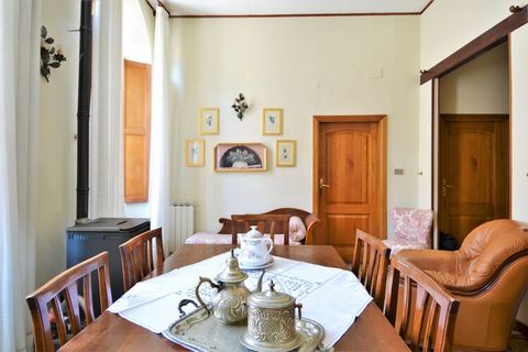 Live in this charming holiday home in Tuscany, which is equipped with elegant furnishings and a treadmill for sporty vacationers. The region invites you to relax and is an excellent starting point for a holiday with friends or family. The region is i...