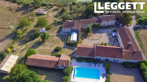 A17776 - This exceptional 14th century complex is suitable for a large family home, a tourist complex or an equestrian activity. An impressive and tastefully renovated manor, retaining all its original charm, peacefully situated in unspoilt countrysi...