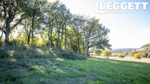 A17596 - This fully buildable plot of land with a surface area of approximately 4,800sqm offers the possibility of a beautiful building which will benefit from a most pleasant environment and a beautiful view of the surrounding hilly countryside. The...