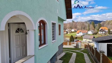 In a quiet cul-de-sac with unobstructed views to the west in the spa community of Bad Großpertholz is this unique one/two-family house with approx. 150 m2 of living space on 2 levels and a total of almost 700 m2 of land area. It is also ideal as a 2-...