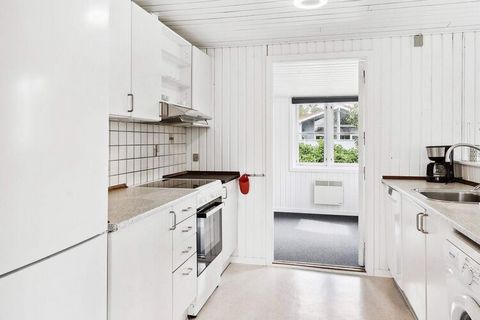 Modernized holiday home located in scenic surroundings near the river Gudenåen. The cottage is spacious, and as soon as you enter the house, you can feel the calm subside. The house is fully equipped, so whether you are for peace and relaxation in th...