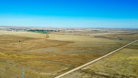 Introducing an exceptional land opportunity located in Nunn, Colorado off of County Road 29 and 96. There are 8 lots ranging from 35-45 acres presenting a great opportunity for building your dream home in Weld County. LandLot #6 spanning 39.31 +/- ac...