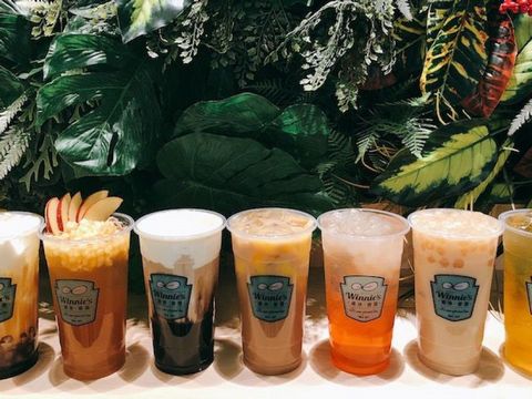 JUICE BAR & BUBBLE TEA -- MELBOURNE -- #5356954 Juice and milk tea shop * Located in a busy location in the city center * $22,000 per week, seat 16 * Reasonable weekly rent, long-term lease of 10 years * With 3 bedrooms and 1 room, it is easy to main...
