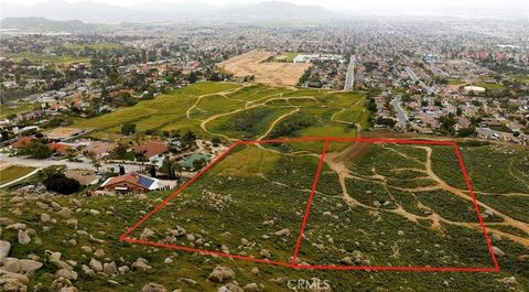 Welcome to an exceptional opportunity to own 30 pristine acres of vacant land zoned 