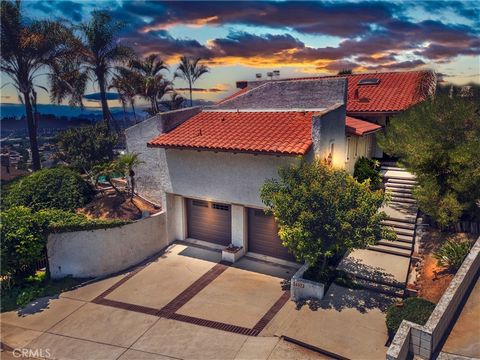 Located at the peak of Summit Drive, on one of the most desirable streets of Mar Vista Heights, this prestigious Whittier home is custom-built with extraordinary, unique architectural designs and features that set it apart from other Whittier homes. ...