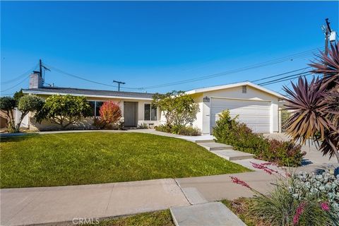This single level home is nestled in the north part of the prestigious Mesa Verde neighborhood. A charming three bedrooms and two bathrooms home on a very large pie shaped lot, with light and bright living space with a fireplace to relax by and a del...