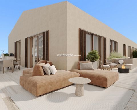 Luxueuse villa nouvellement construite de 443 m2, à vendre dans le quartier recherché d’El Jonquet. La propriété dispose de 2 chambres, 2 salles de bains (dont 1 en suite), cuisine ouverte entièrement équipée, terrasses de 70 m2 avec jardins et pisci...