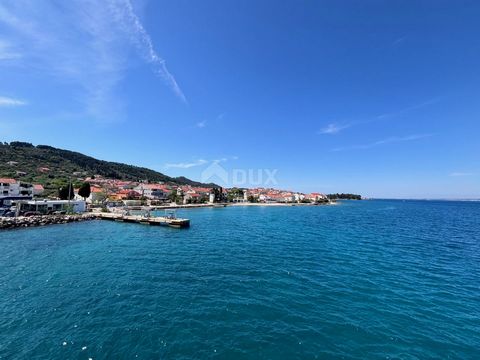 Location: Zadarska županija, Preko, Preko. UGLJAN, PREKO - Terreno edificabile 1a fila dal mare Terreno edificabile in vendita a Preko sull'isola di Ugljan vicino a Zara. Il terreno si trova in una posizione molto attraente a 1 fila dal mare. Il terr...