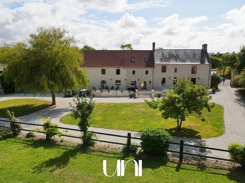 Nouveau bien chez UNI IMMOBILIER ! Rare à la vente ! SUBLIME MAISON DE PRESTIGE T16 de 537 m2 sur terrain de 4,6 hectares à 15 - 20 mn de CAEN ! Cette magnifique propiété vous offrira un quotidien unique dans un cadre exceptionnel, vous offrant un ré...