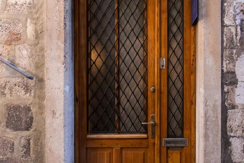 Rooms Fausta Old Town offers accommodation in beautiful, historic Old Town of Dubrovnik, surrounded by magnificent walls and historic details. Luggage storage before check in and after check out is available, so that you can explore the town a bit mo...