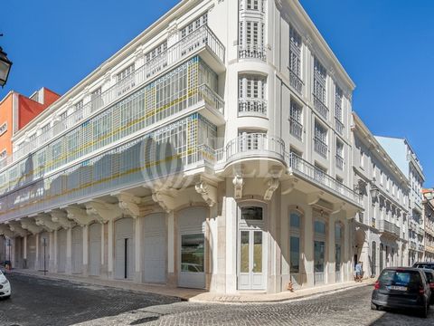 2-bedroom apartment with 163 sqm of gross private area, interior terrace, two automated parking spaces, and storage, near Avenida da Liberdade, in Lisbon. Located in a rehabilitated building with unique architectural features, influenced by the Pomba...