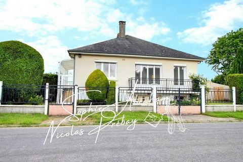 45480. 5' BAZOCHES LES GALLERANDES. Maison individuelle sur sous-sol de 4 pièces avec 3 chambres, garage et jardin clos 470 m² située à Crottes en pithiverais (proche Neuville aux bois). Prix 172 500 euros honoraires à la charge du vendeur. Sophie Ab...