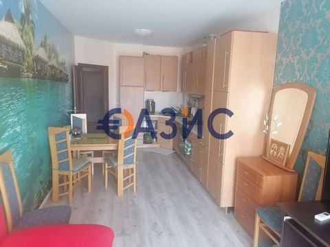 ID 33413438 It is offered for sale : Spacious 3-room apartment on the 5th floor with a terrace complex Seasons 3, Sunny Beach,Bulgaria The cost is 132 000 euros Locality: Sunny Beach Rooms: 3 Total area: 100 sq.m. Floor: 5 of 6 Service fee: 900 euros...