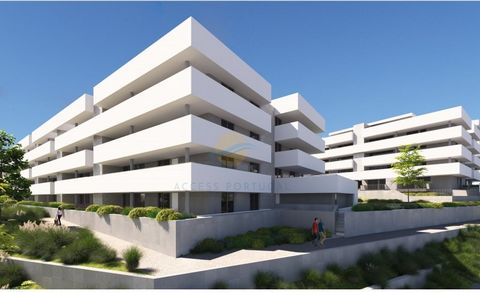 Com uma localização privilegiada na zona alta da cidade de Lagos, o Santa Maria II - Apartments & Lifestyle combina design contemporâneo com acabamentos de luxo, proporcionando uma experiência residencial incomparável. Planeado com atenção ao detalhe...