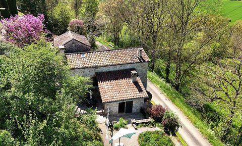 Beaucoup de charme pour cette maison de caractère avec vue dégagée