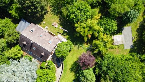 Maison Familiale avec 5 chambres et son grand terrain arboré à 5 minutes de l'agglomération Mancelle