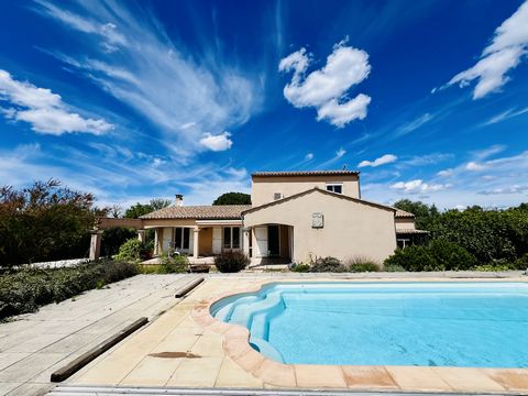 VILLA T6 AVEC PISCINE