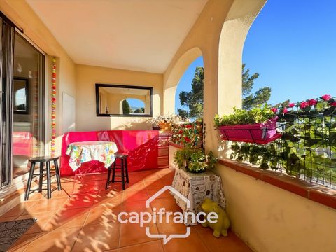 Appartement rare de 44m2 au DOMAINE DE PONT ROYAL / VUE DEGAGEE 1er ETAGE/ 3 CHAMBRES /1 SDB/1 SD'EAU/ PLACE DE PARKING