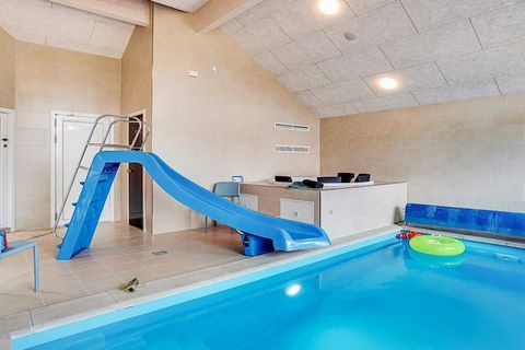Lovely 14-person pool house with outdoor spa in Vejby Strand with impressive pool area, which contains both sauna, large built-in whirlpool with back massage, seating massage, neck pillows and hand shower and activity room that simply contains everyt...