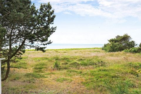 A holiday cottage located right by the sea on a secluded natural plot. The living room has large glass windows with an ocean view and access to a large, tiled terrace. From the terrace there is only a few metres to the beach.A refundable deposit migh...
