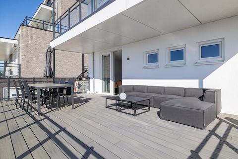 Ce charmant appartement au premier étage de Sint-Annaland offre un refuge confortable et chaleureux, idéal pour les couples ou les petites familles souhaitant découvrir la beauté de la Zélande. L'appartement dispose d'un salon lumineux avec un coin s...