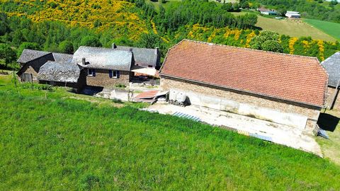 Maison T5 146 m² + grange de 300 m² + 7.35 ha