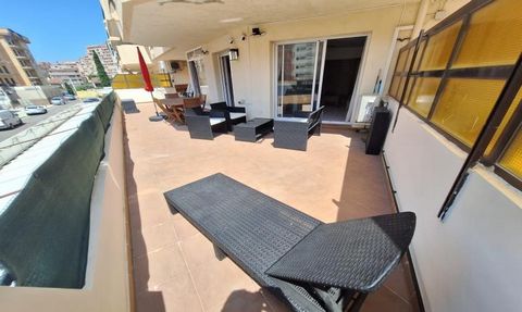 Ontdek dit prachtige appartement met 3 slaapkamers te koop in Santa Margarita, Roses, Catalonië, Spanje. Met een oppervlakte van 133 m² biedt dit appartement ruime en comfortabele woonruimte voor het hele gezin. De woning is gelegen in een gewilde om...