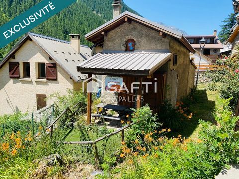 Charmante petite maison avec terrasse aux Fréaux