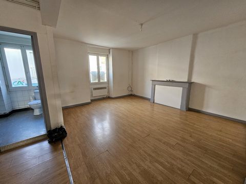 Immeuble avec 2 Appartements T4 et 3 Garages