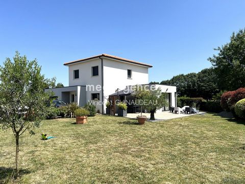 Jolie Maison Le May Sur Evre
