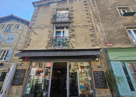 Bar/restaurant/bistrot avec licence 4 à vendre sur Saugues (43170)