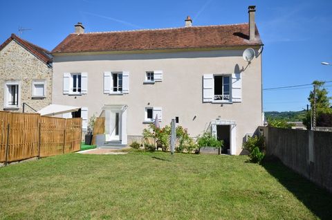 CHATEAU THIERRY (02) à vendre Maison ancienne de 5 pièces avec un atelier, une cave et un terrain de 726 m2
